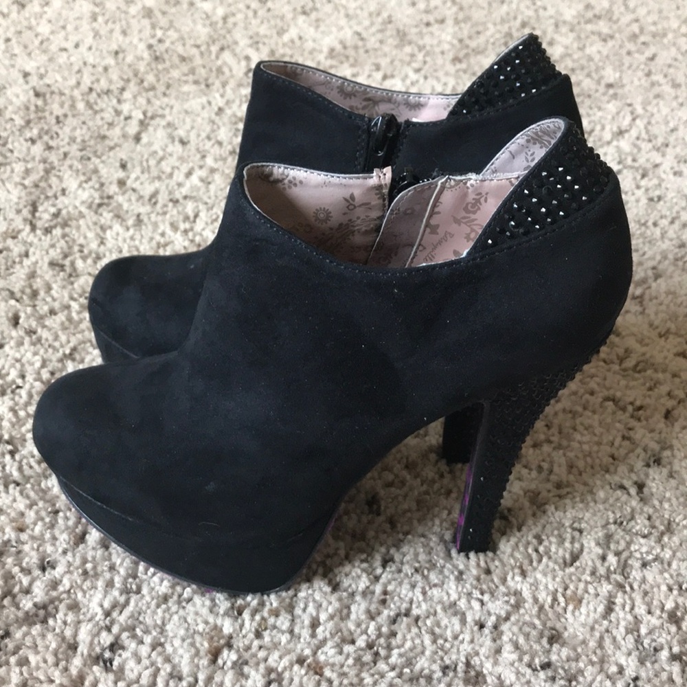 Betseyville black suede booties